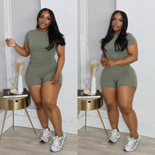 Baesic short set
