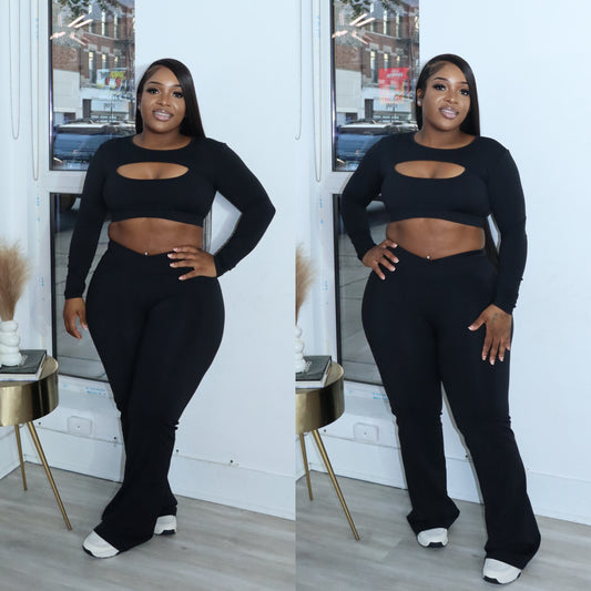 Peek-a-boo 2pc set (flare)